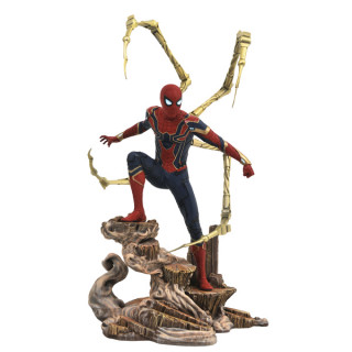 Marvel Gallery - Avengers Infinity War - Iron Spider-Man PVC Szobor (JUN182325) Ajándéktárgyak