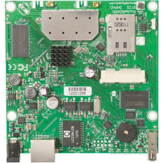 MikroTik RouterBOARD 912UAG-5HPnD 1xGbE LAN, USB, miniPCIe, 5GHz 802.11 a/n beépített rádióval PC