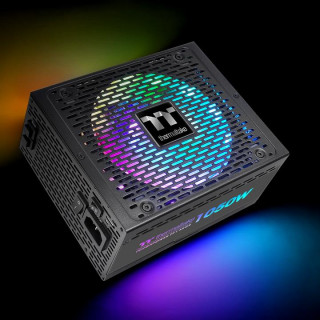 Thermaltake Toughpower PF1 tápegység 1050 W 24-pin ATX Fekete PC