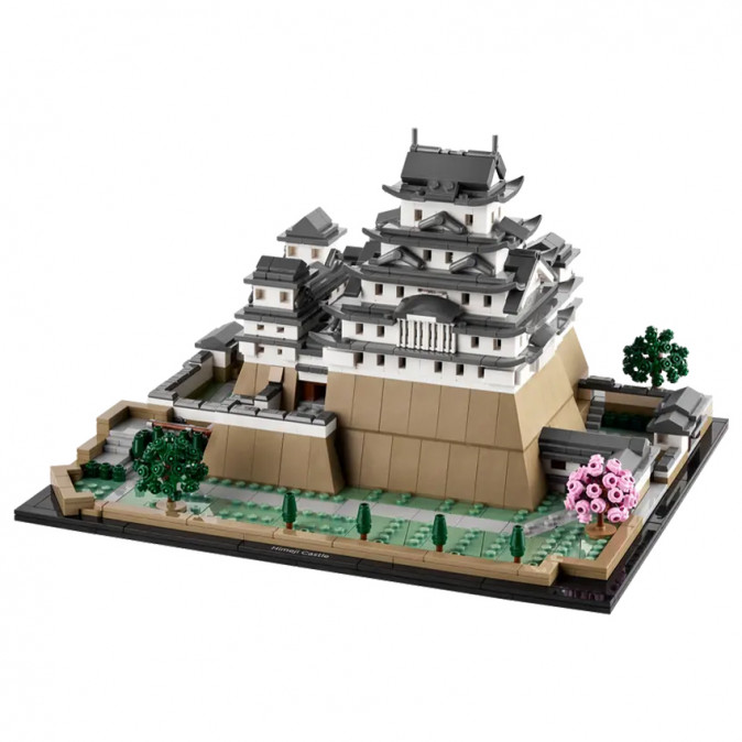 LEGO Architecture: Himedzsi várkastély (21060) Játék