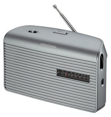 Grundig MUSIC-60 ezüst táskarádió Audio